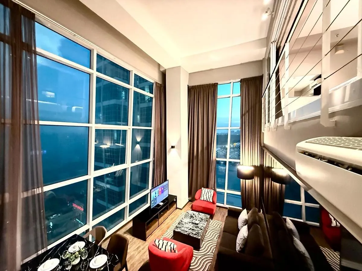 Seaview Seafront Duplex In Town With Wifi & Full Kitchen 10 Apartment George Town